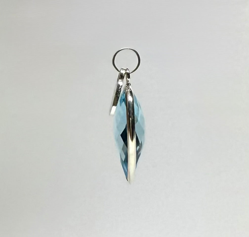 “Blue Drop” Pendant, 925 Sterling Silver, Blue Topaz