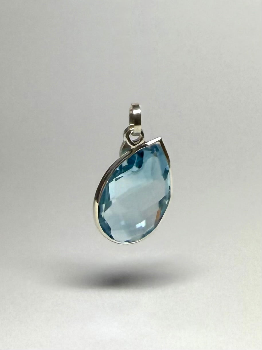 “Blue Drop” Pendant, 925 Sterling Silver, Blue Topaz