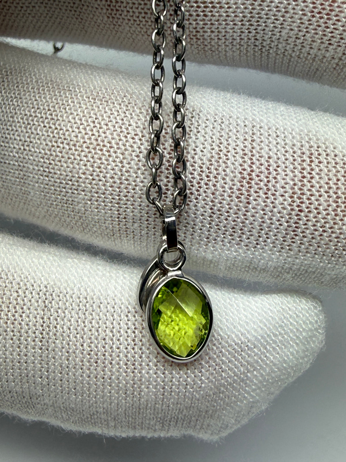 Green Peridot Mini “Oval”, 925 Sterling Silver Pendant